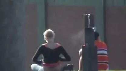 Kepala gadis itu. indo sange sex